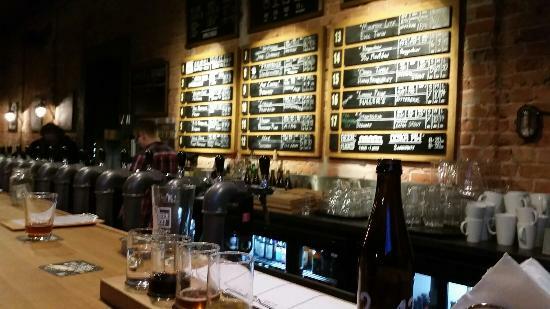 JABEERWOCKY Craft Beer Pub